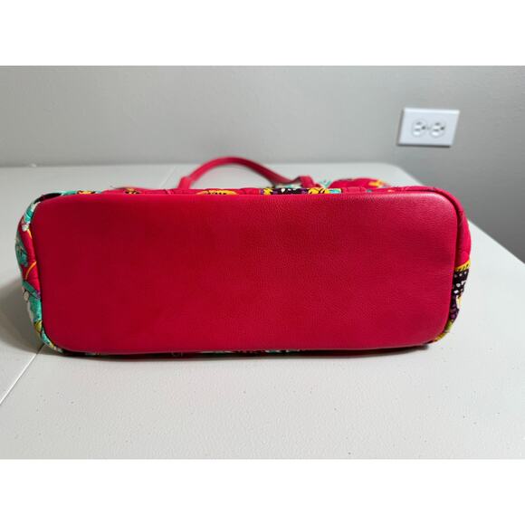 Vera Bradley Rumba quilted tote purse zip close vegan leather bottom & straps - Picture 6 of 12